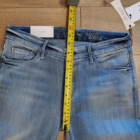 7 for all mankind Jean's - Picture 3 of 13
